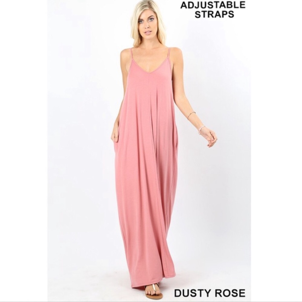 Maxi dress with adjustable straps